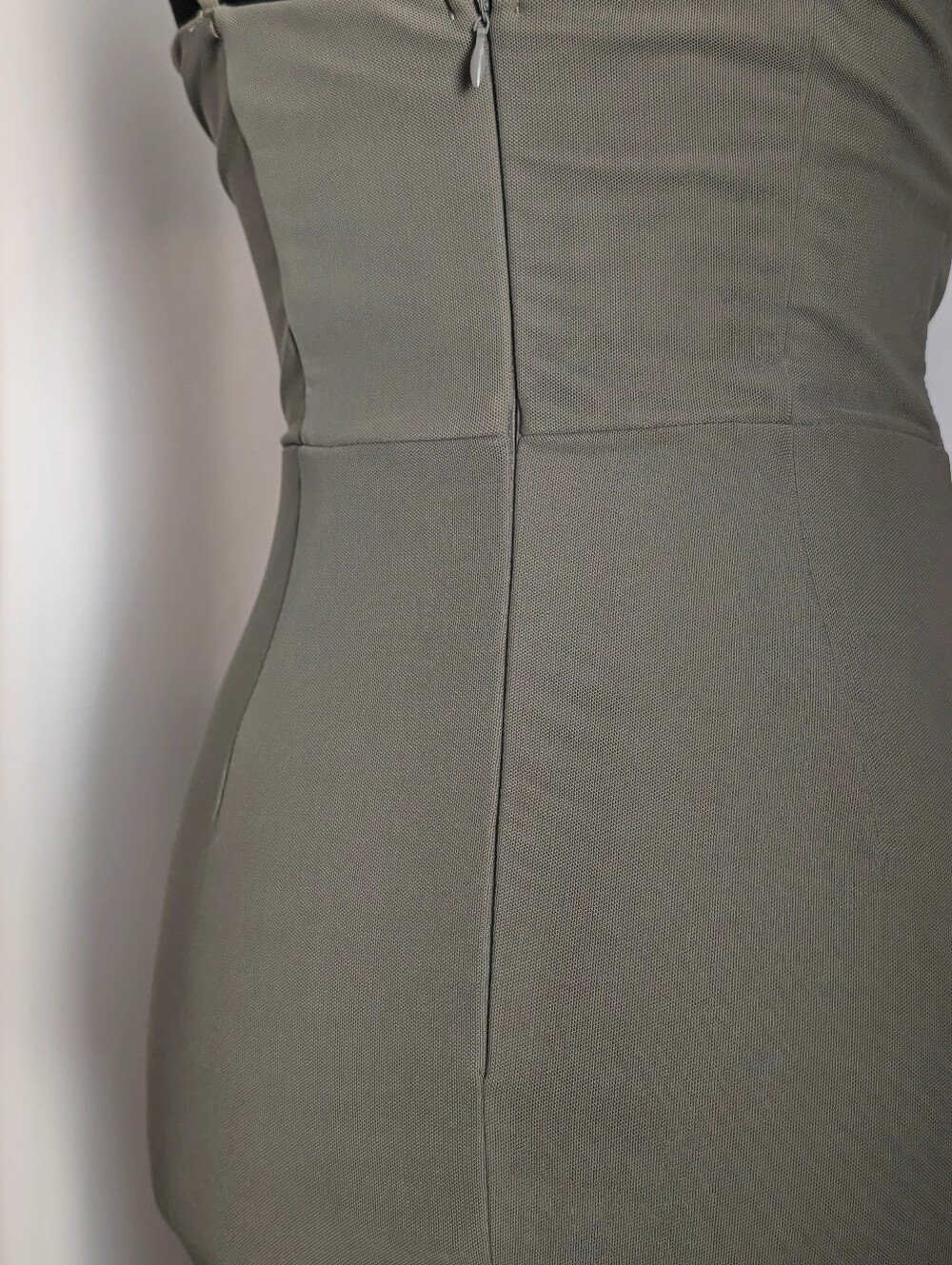 Angel Biba Sage/Gray Cutout Ring Bodycon Mini Dress Size S 🩶 - Picture 3 of 9